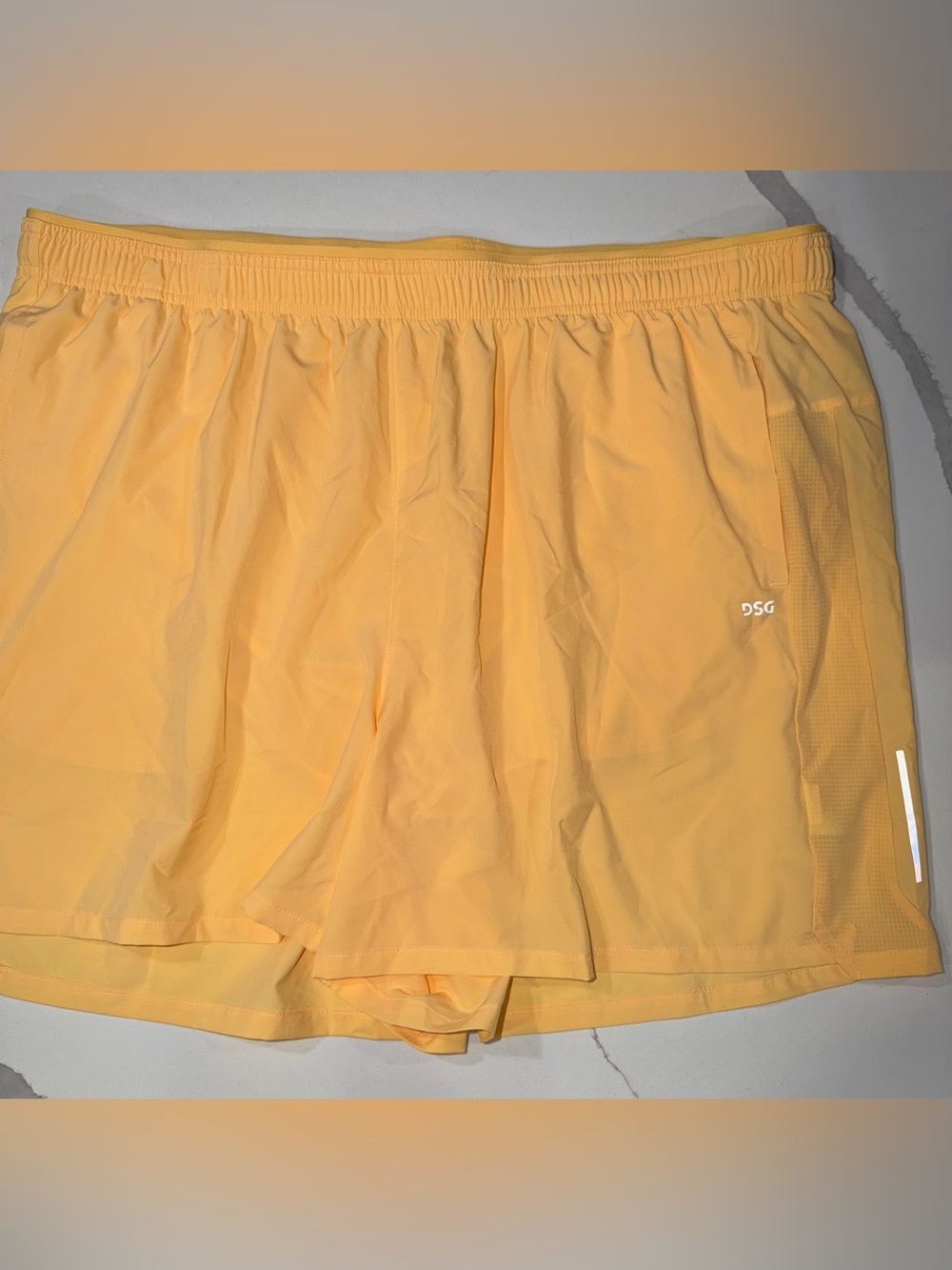 DSG Men’s Light Yellow Athletic Running Shorts xxl
